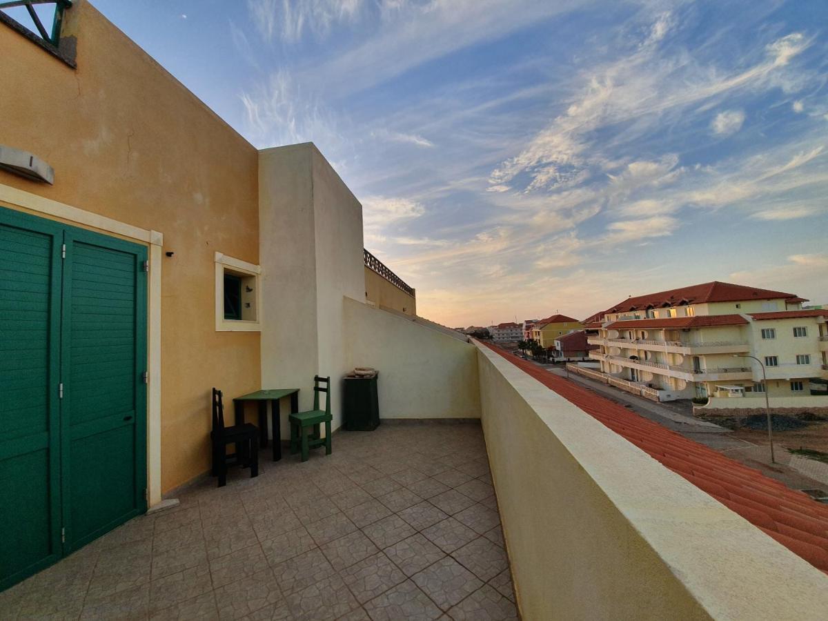 Holiday Properties Commercial Center Santa Maria Bagian luar foto